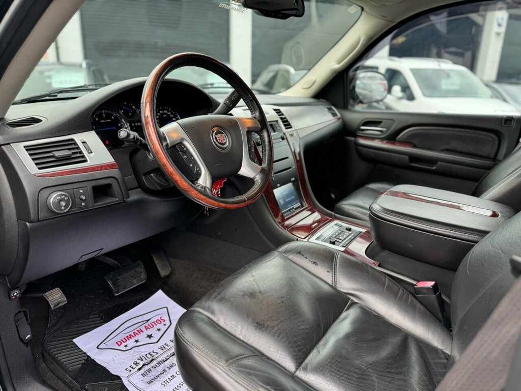 Cadillac Escalade  Black #8