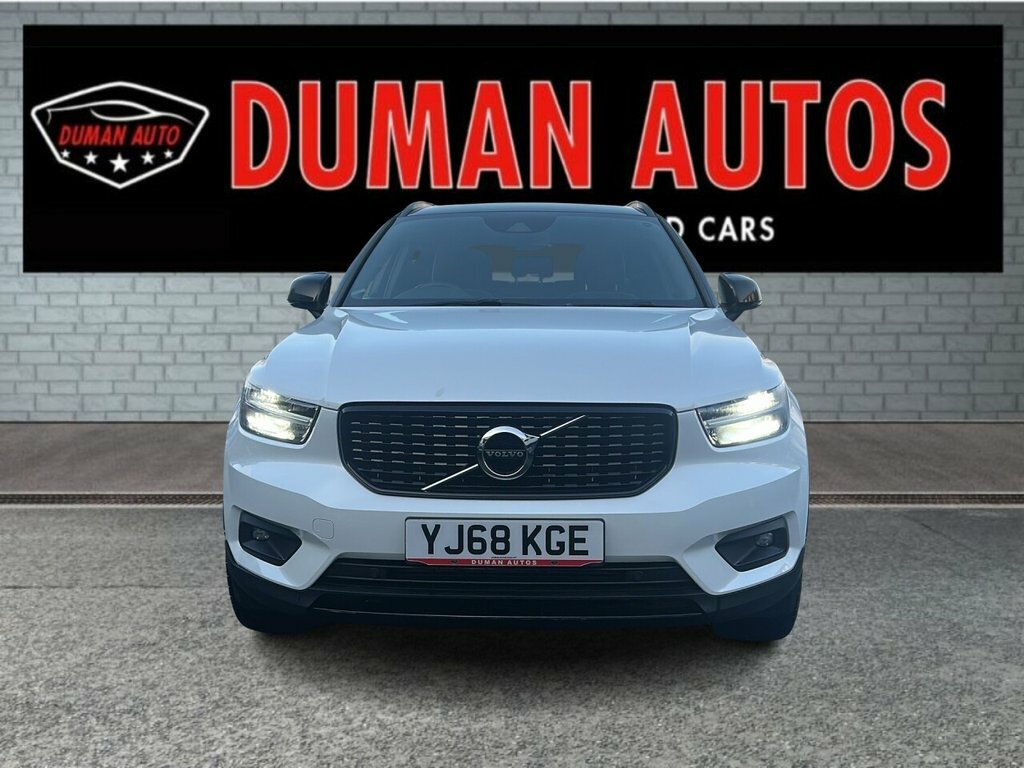 Volvo XC40 2L R-design YJ68KGE White #2