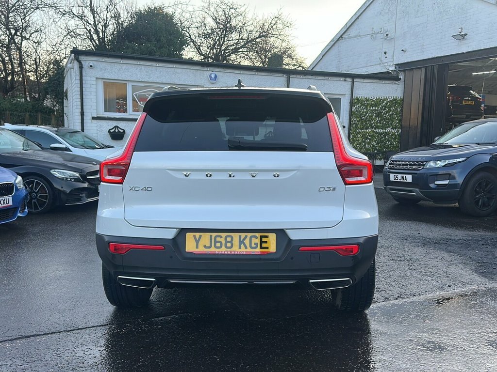 Volvo XC40 2L R-design YJ68KGE White #6