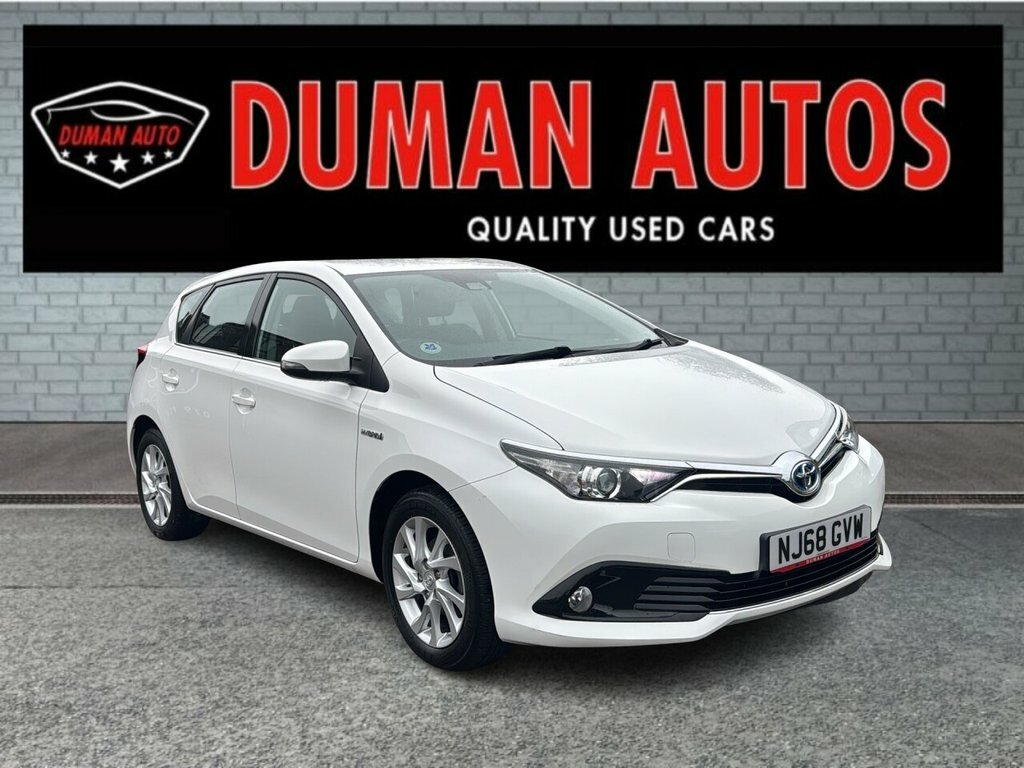 Toyota Auris 1.8L Icon Tech White