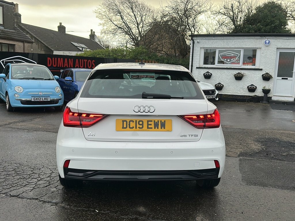 Audi A1 1.5L Sport DC19EWW White #6