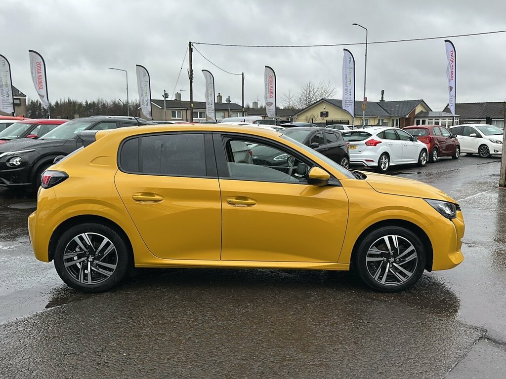 Peugeot 208 1.2L Allure ST71ORO Yellow #6