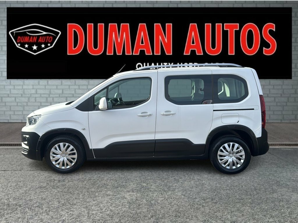 Peugeot Rifter 1.2L Active White #4