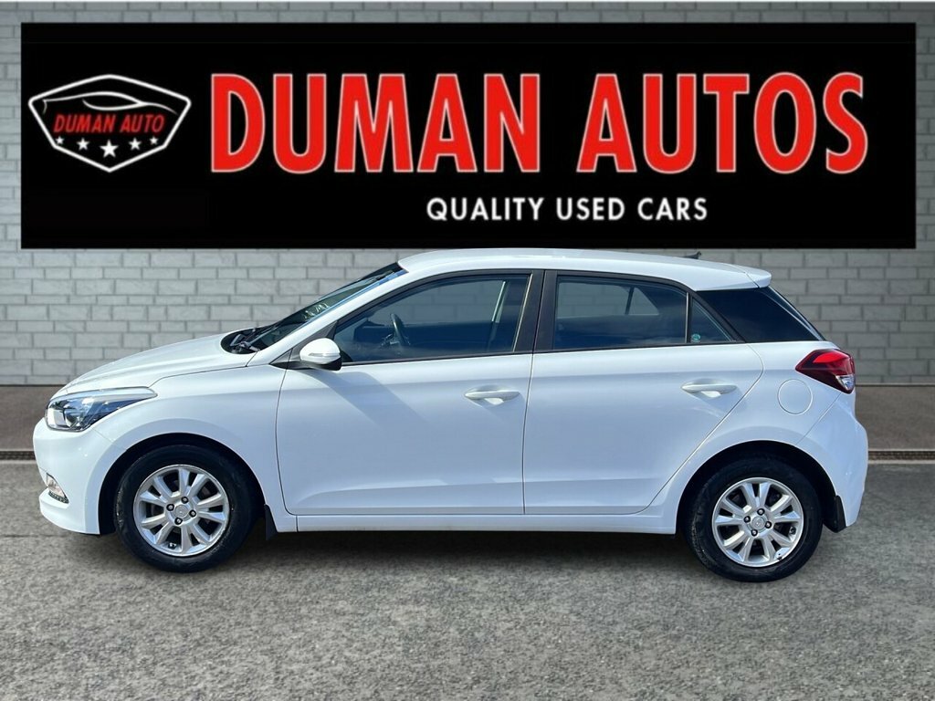 Hyundai I20 1.4L Se White #4