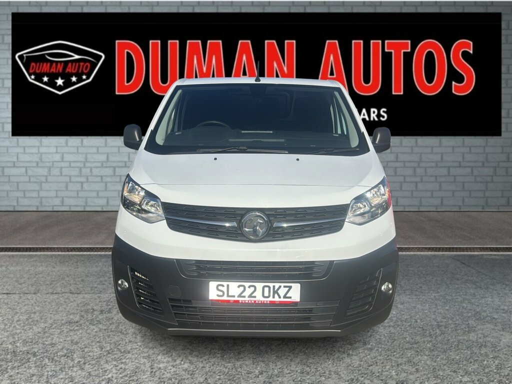 Vauxhall Vivaro 1.5L Dynamic 6Dr SL22OKZ White #2