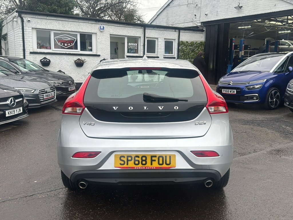 Volvo V40 2L Inscription SP68FOU Silver #6