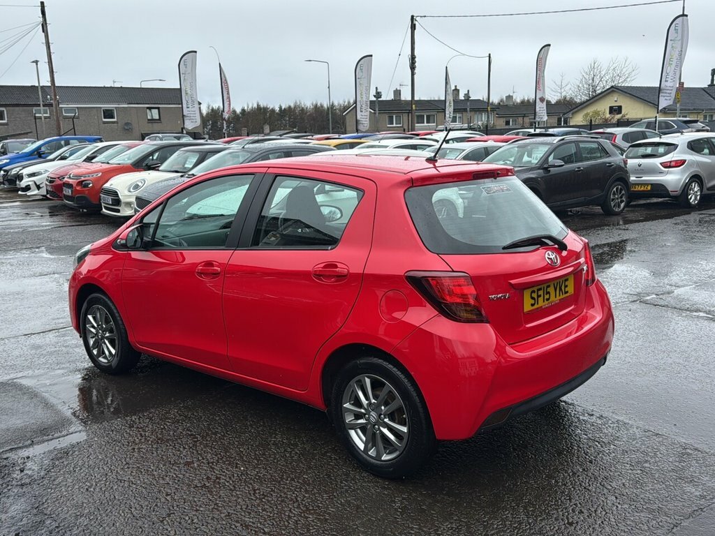 Toyota Yaris 1.3L Icon Red #4