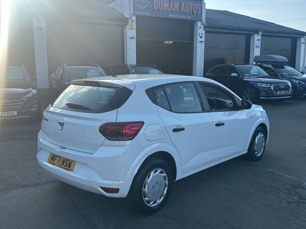 Dacia Sandero 1L Essential MF71WSW White #6