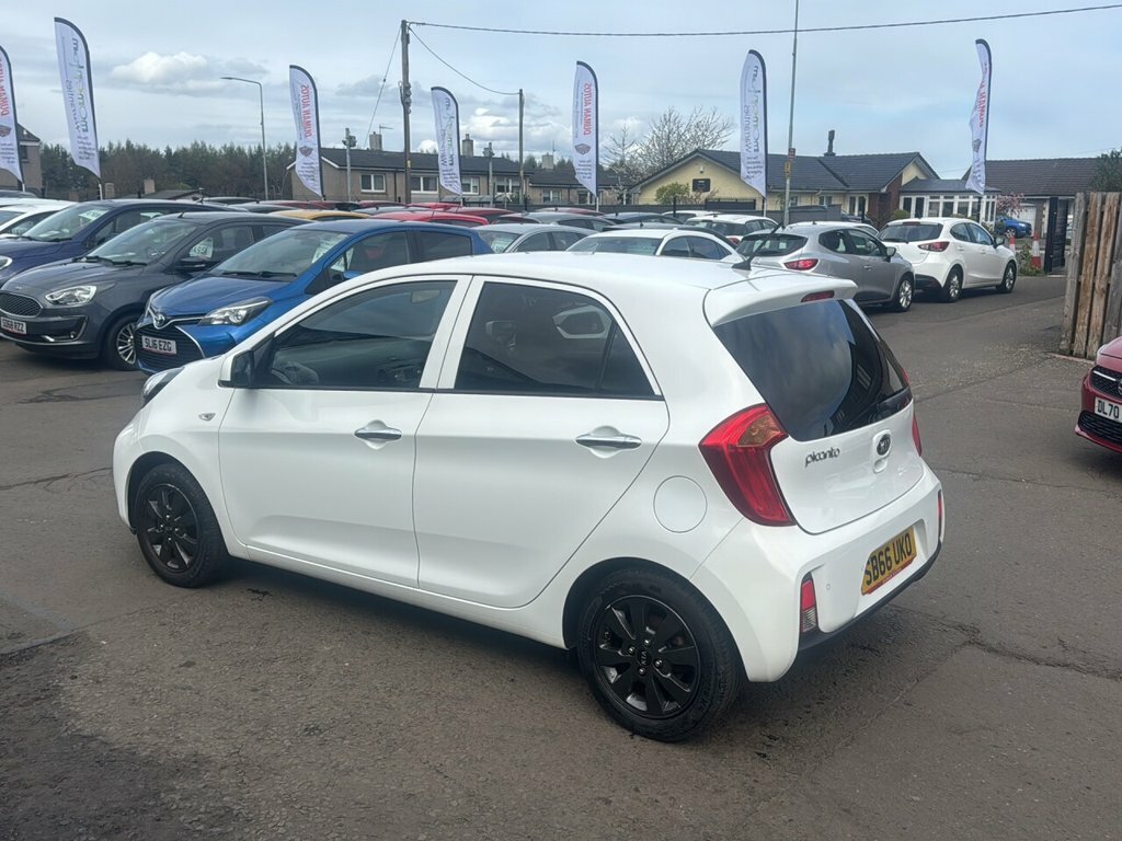 Kia Picanto 1.3L Se White #4