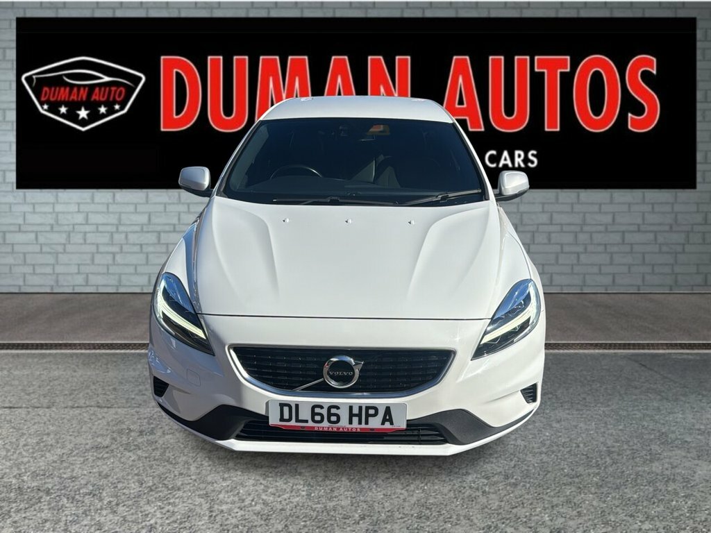 Volvo V40 1.5L R-design White
