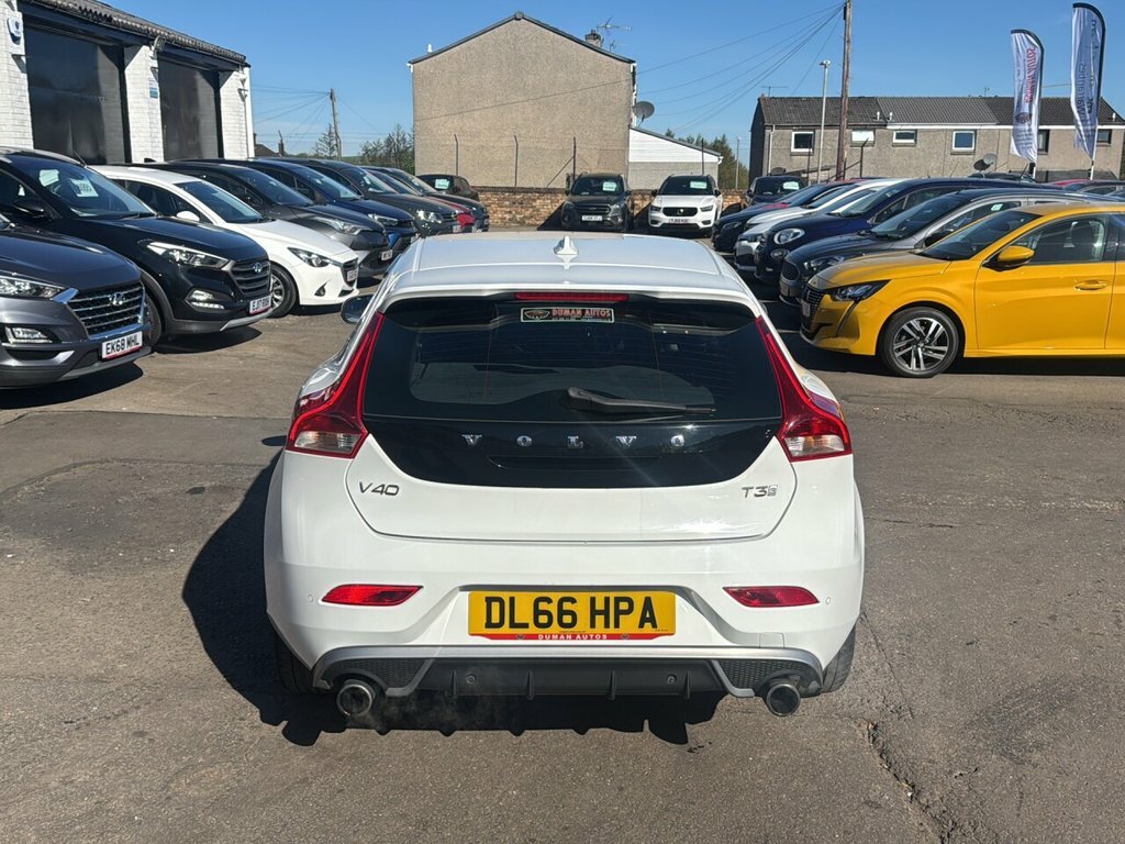 Volvo V40 1.5L R-design DL66HPA White #5