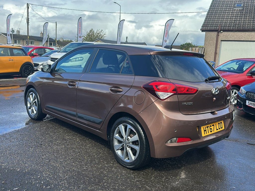 Hyundai I20 1.4L Premium Nav Brown #4