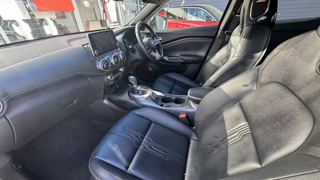 Nissan Juke Tekna Dig-t114 Dct GK23NFO Purple #2