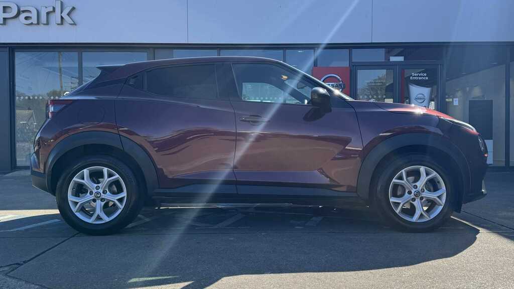 Nissan Juke N-connecta Dig-t LV70FVX Red #4