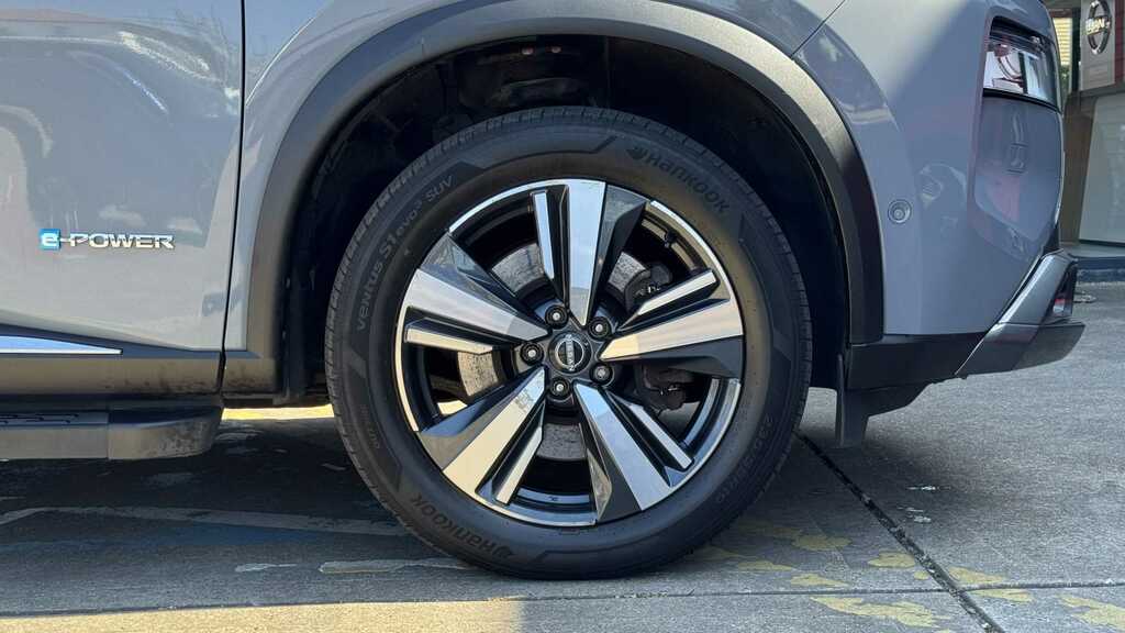 Nissan X-Trail E4orce 213 Tekna Bose GF72ETR Grey #5