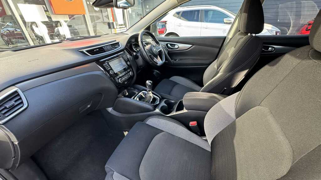 Nissan Qashqai N-connecta Dci KR67MFF Grey #2