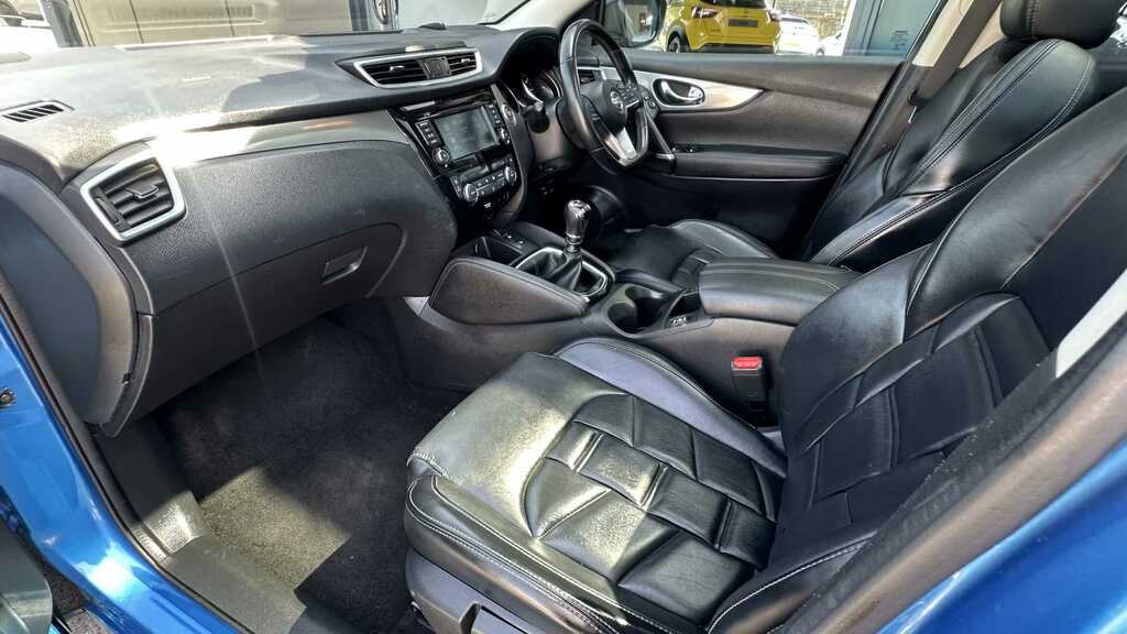 Nissan Qashqai N-motion Dig-t LS21YPK Blue #2
