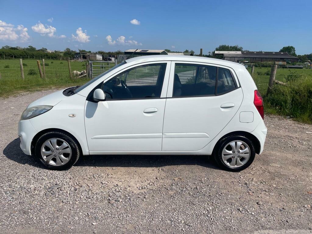 Hyundai I10 1.2 Active Euro 5  White #5