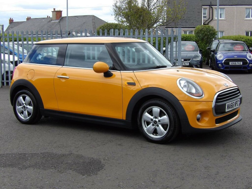 Mini Hatch One Orange