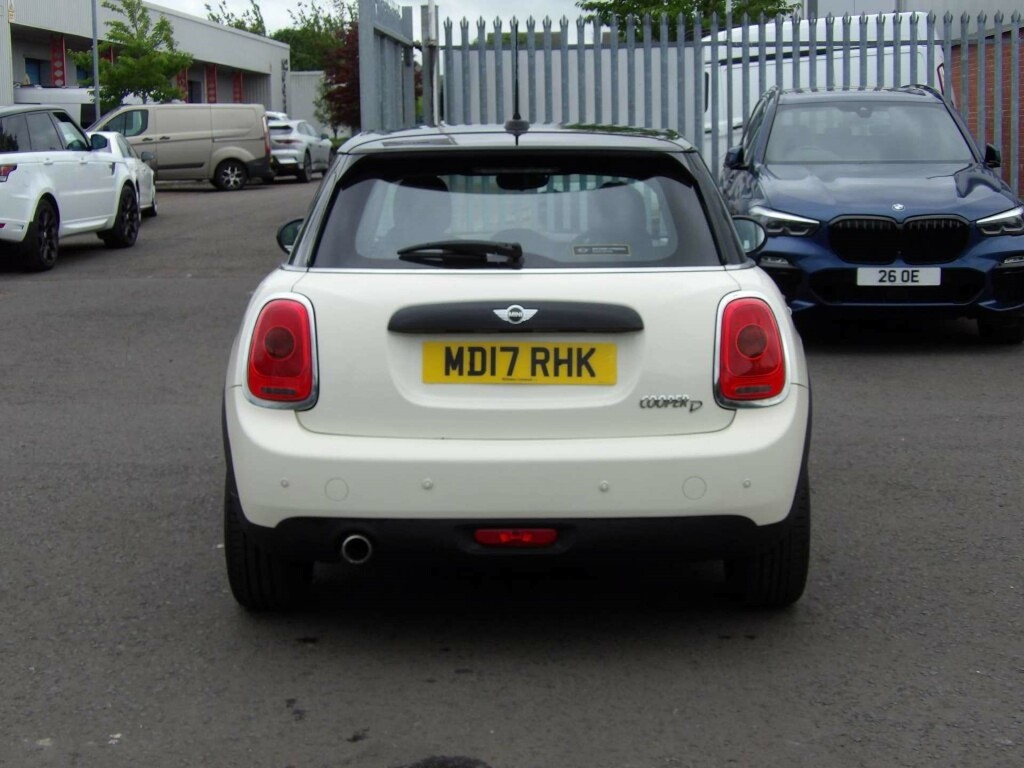 Mini Hatch Cooper D #4