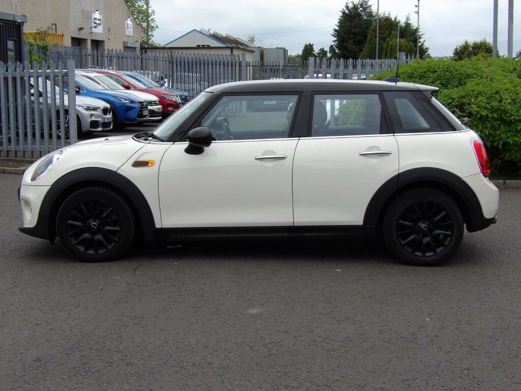 Mini Hatch Cooper D #3
