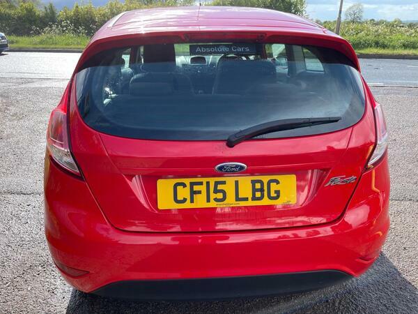 Ford Fiesta 1.25 Zetec Euro 6 CF15LBG Red #5