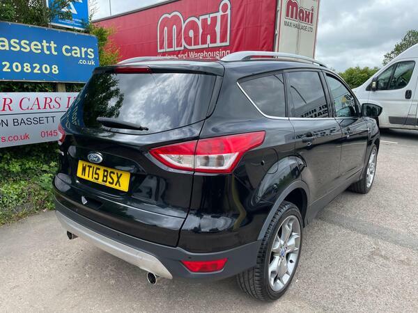 Ford Kuga 2.0 Tdci Titanium 2Wd Euro 6 Ss WT15BSX Black #3