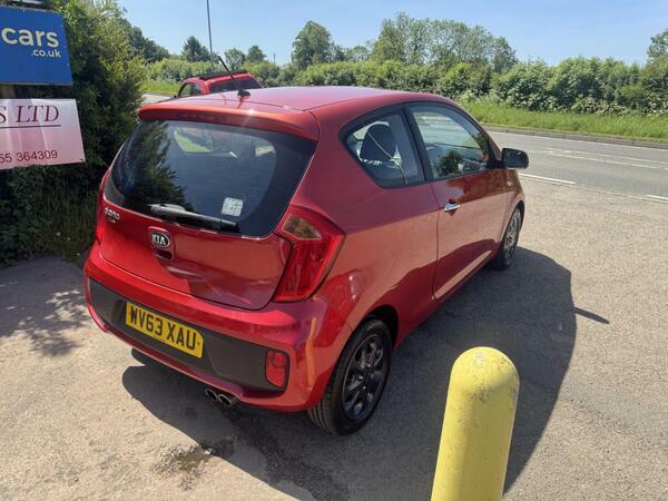 Kia Picanto 1.0 City Euro 5 WV63XAU Red #6