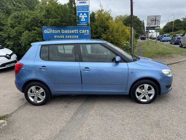 Skoda Fabia 1.2 Tsi Se Euro 5 GM14OWO Blue #4