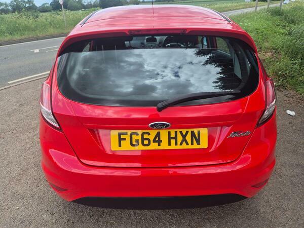 Ford Fiesta 1.25 Zetec Euro 5 FG64HXN Red #4