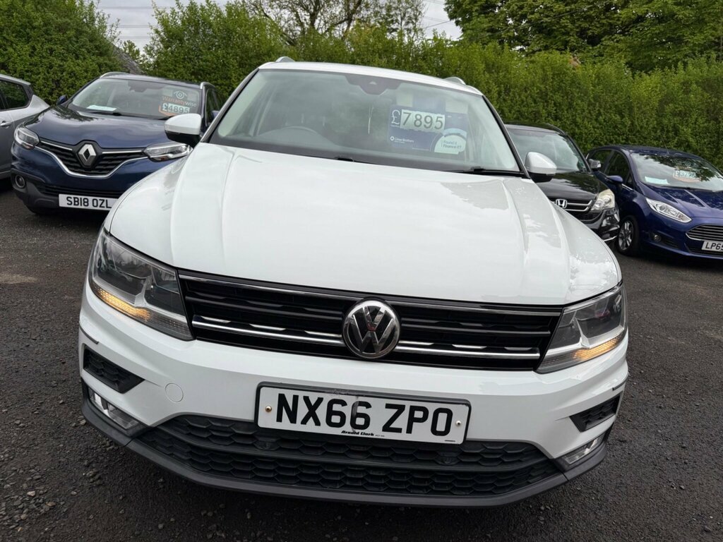 Volkswagen Tiguan 2.0 Tdi Bluemotion Tech Se Euro 6 Ss NX66ZPO White #4