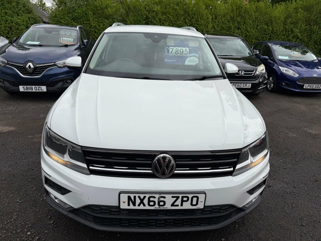 Volkswagen Tiguan 2.0 Tdi Bluemotion Tech Se Euro 6 Ss NX66ZPO White #3