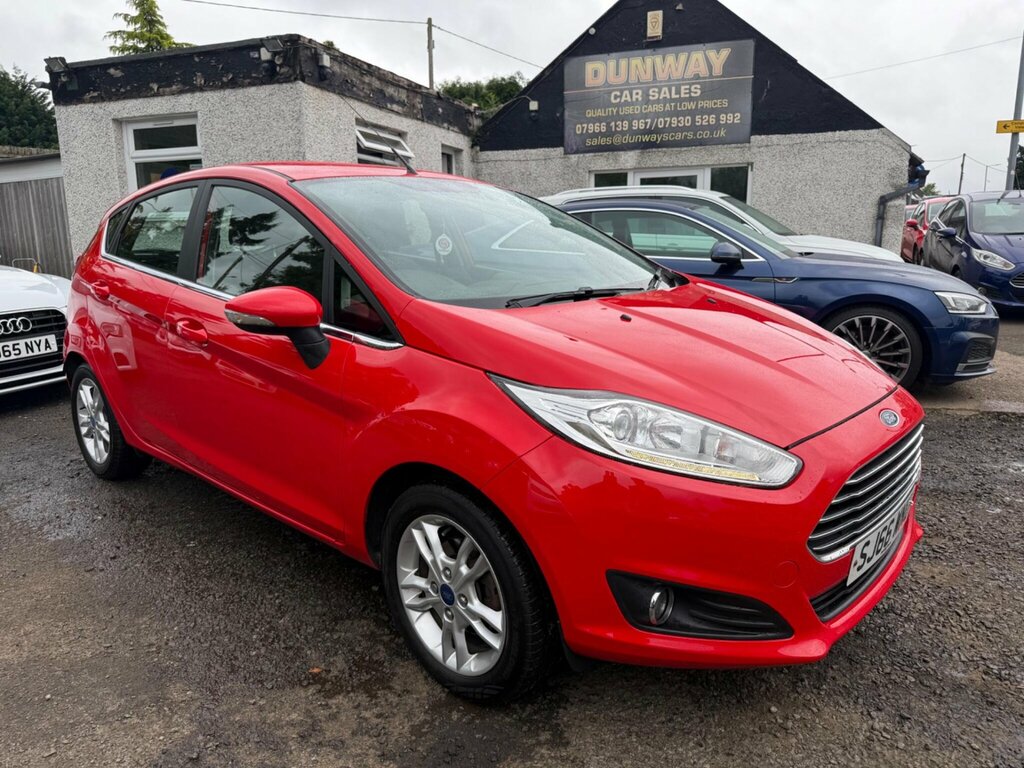 Ford Fiesta 1.25 Zetec Euro 6 Red