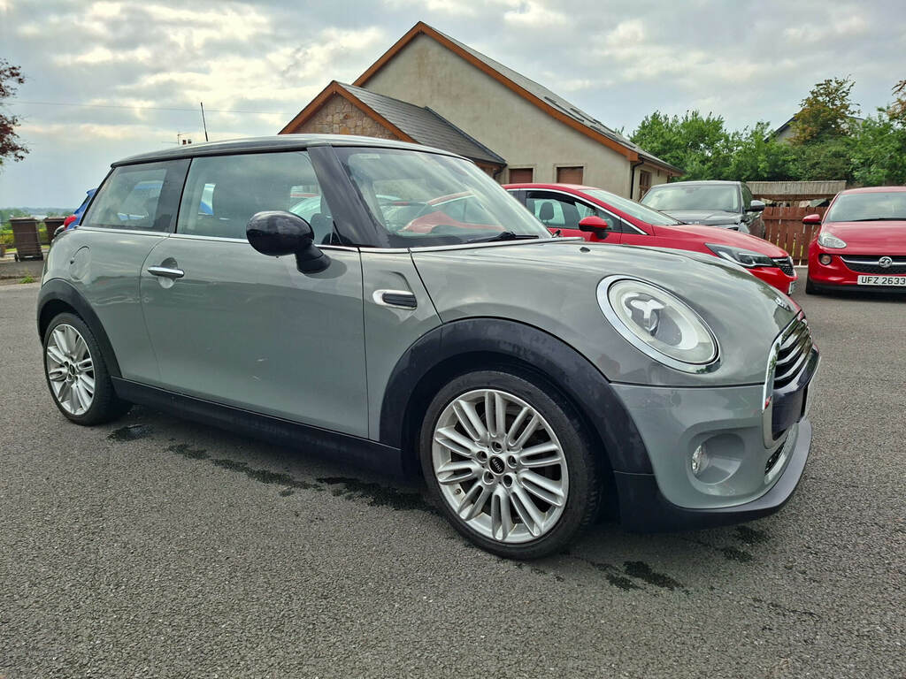 Mini Hatch 1.5 Cooper Grey