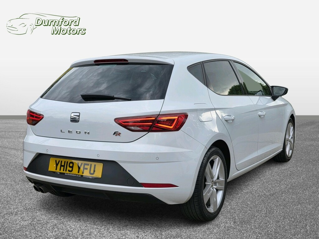 Seat Leon Hatchback 1.5 Tsi Evo Fr 201919 YH19YFU White #4