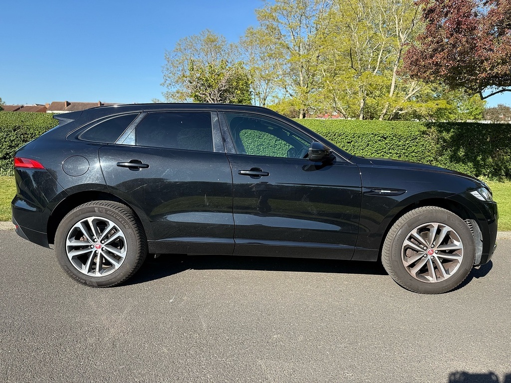 Jaguar F-Pace D180 R-sport U3386 Ulez DG61WYN Black #2