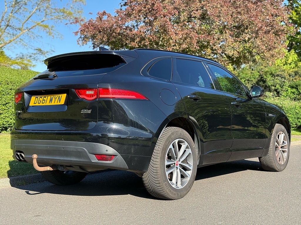 Jaguar F-Pace D180 R-sport U3386 Ulez DG61WYN Black #4