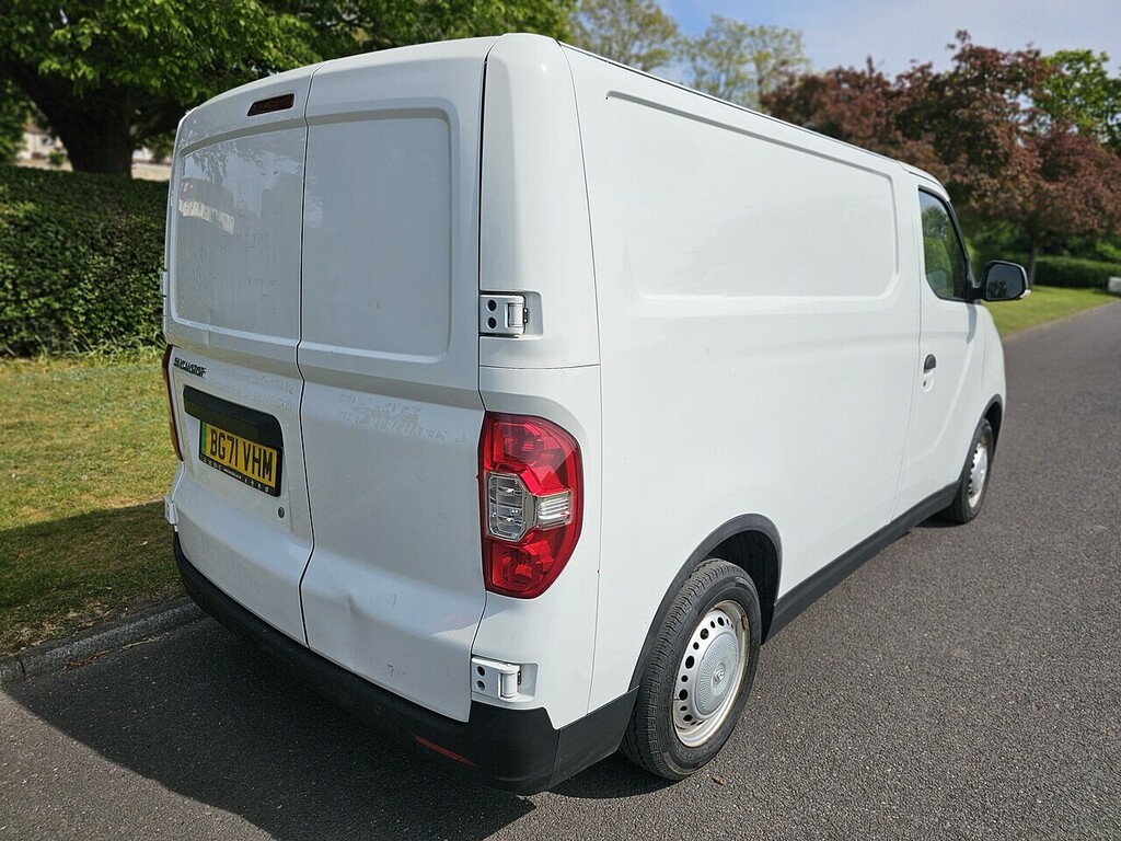 Maxus eDeliver 3 U3427 Ulez White #3