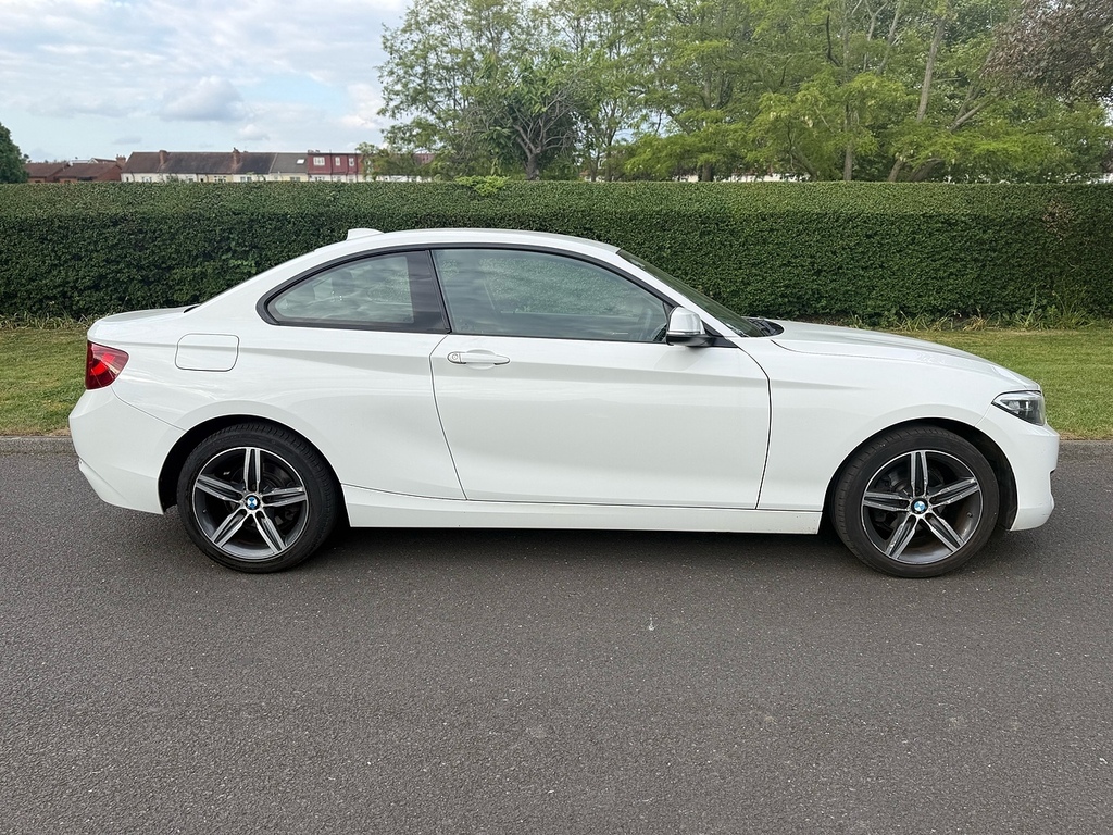 BMW 2 Series 218I Sport U3445 Ulez PJ17PWE White #2