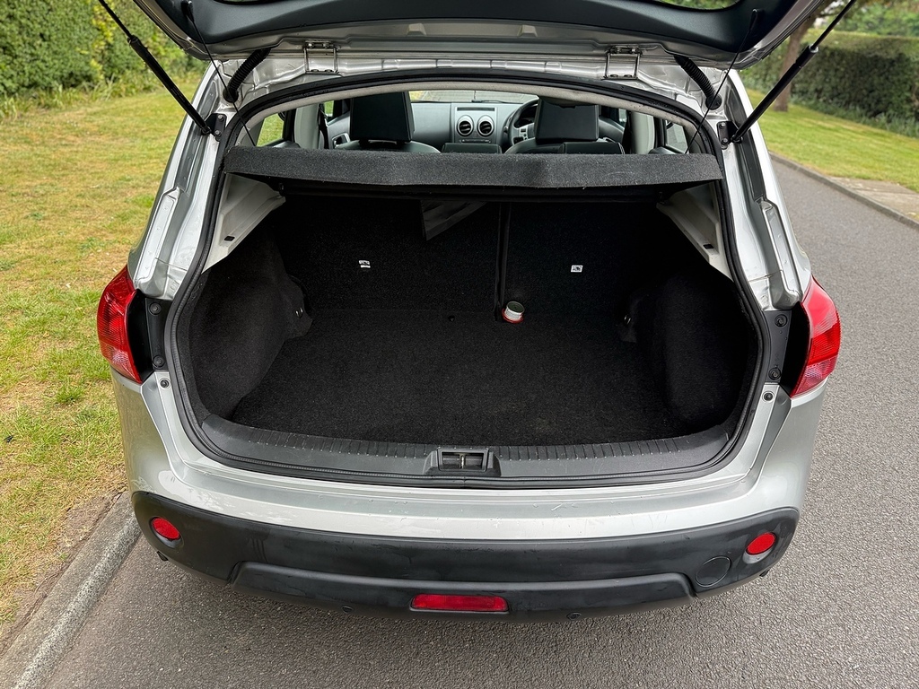 Nissan Qashqai Tekna U3454 Ulez Silver #6
