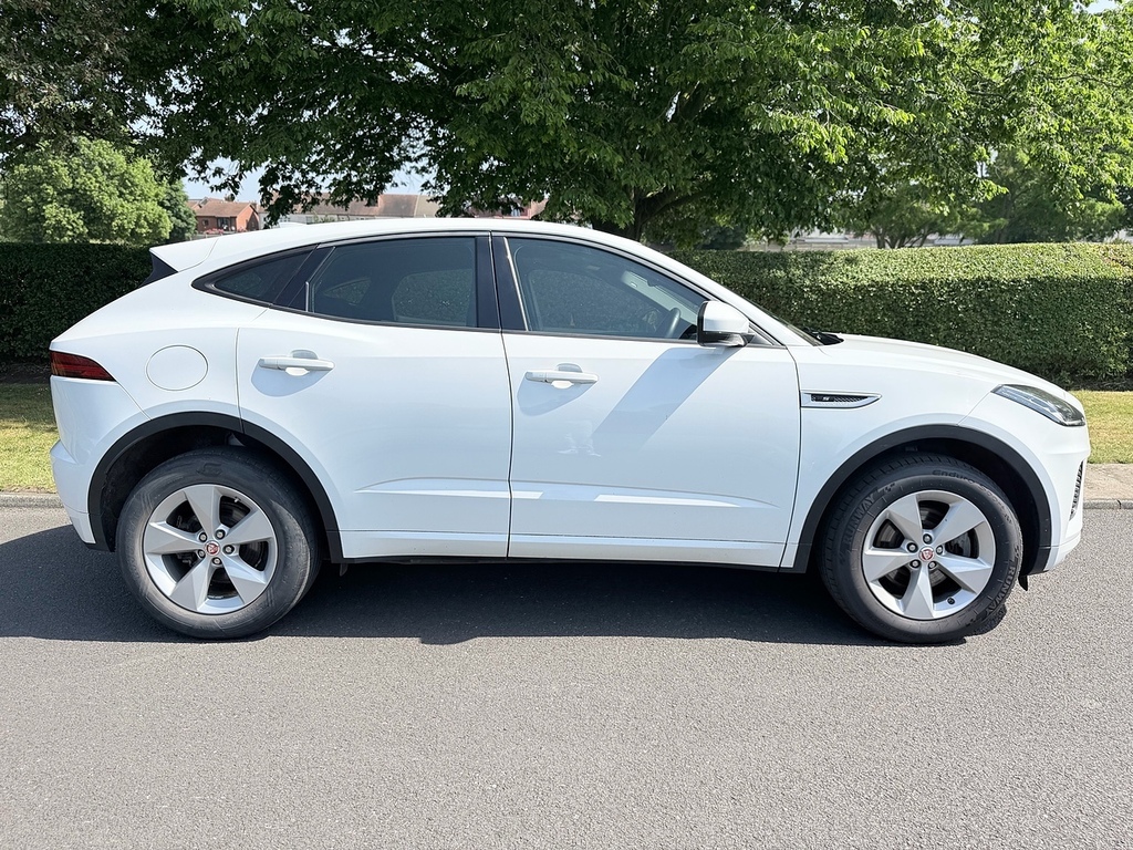Jaguar E-Pace D150 R-dynamic S U3465 Ulez GV19MUP White #2