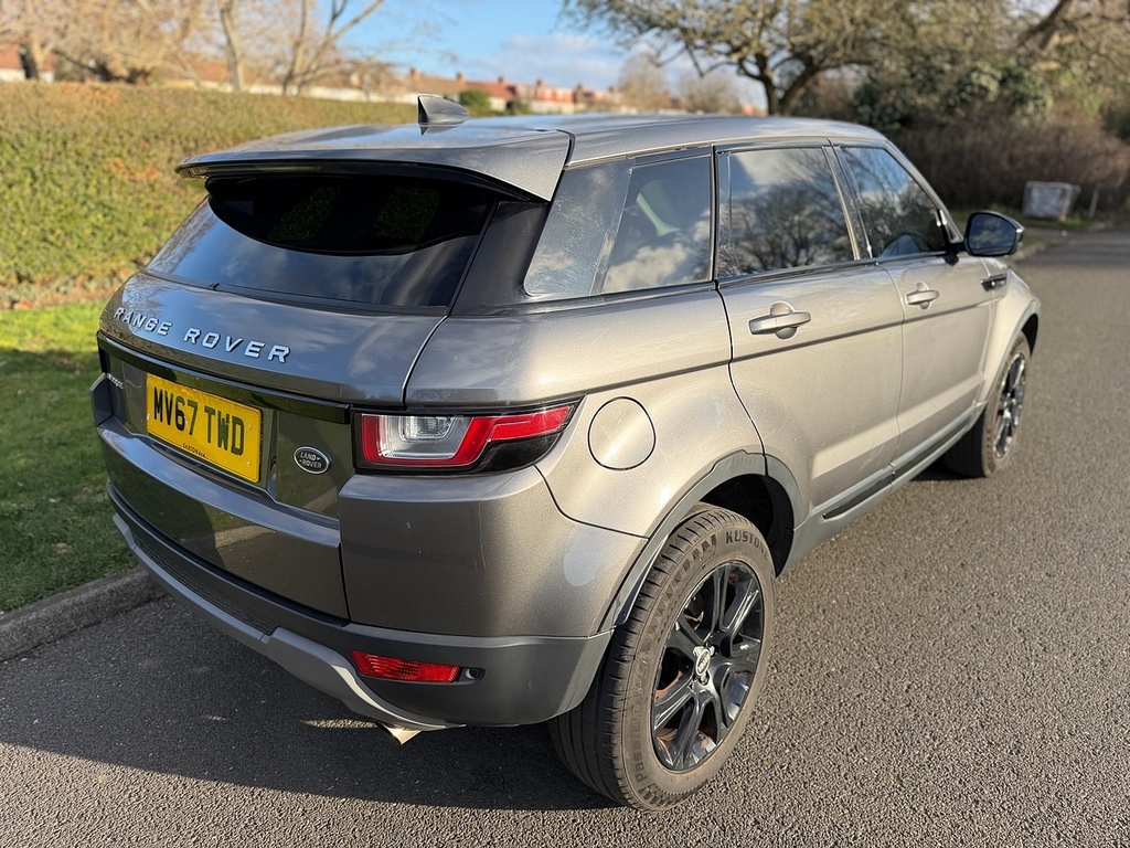 Land Rover Range Rover Evoque Td4 Se Tech U3100 Ulez MV67TWD Grey #3
