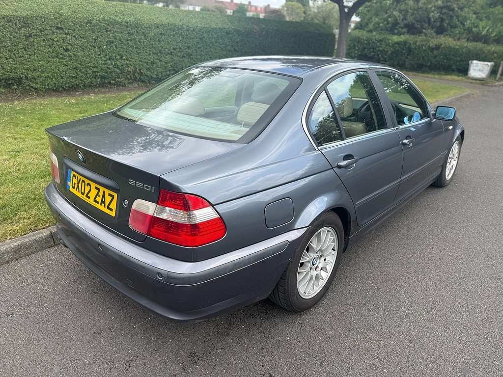 BMW 3 Series 320I Se U3472 GX02ZAZ Grey #3
