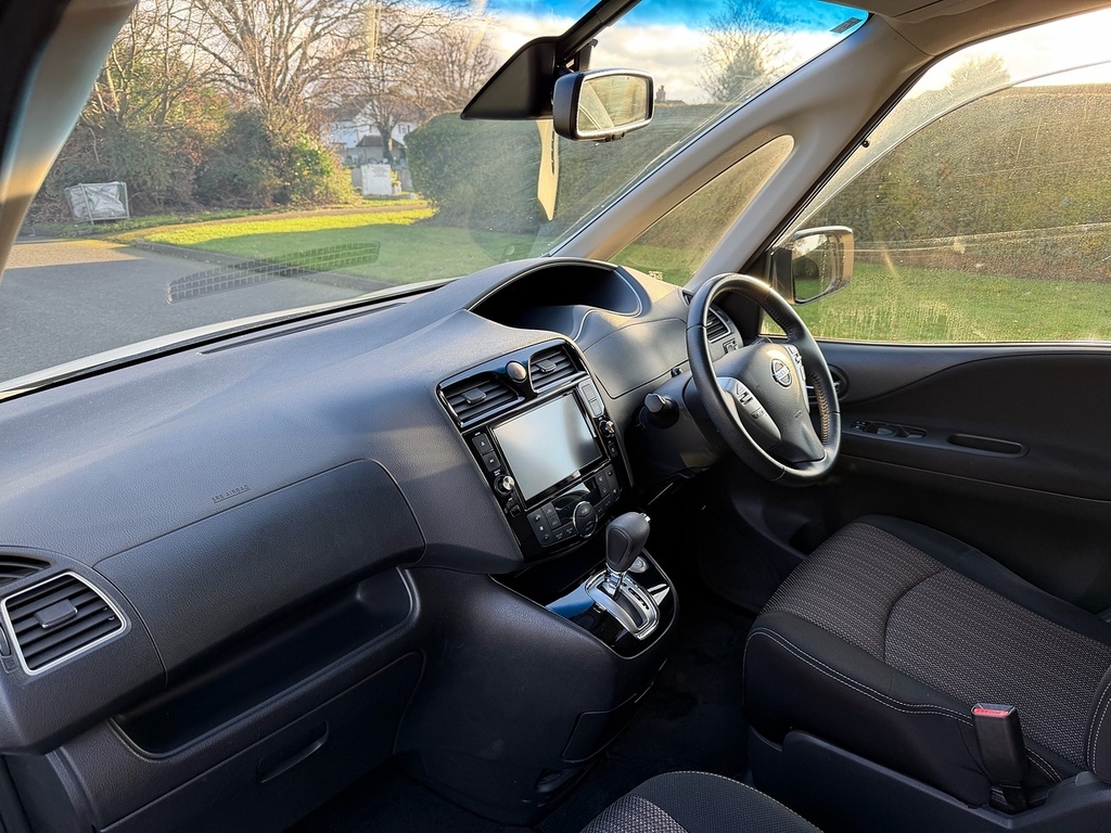Nissan Serena Highway Star U3097 White #16