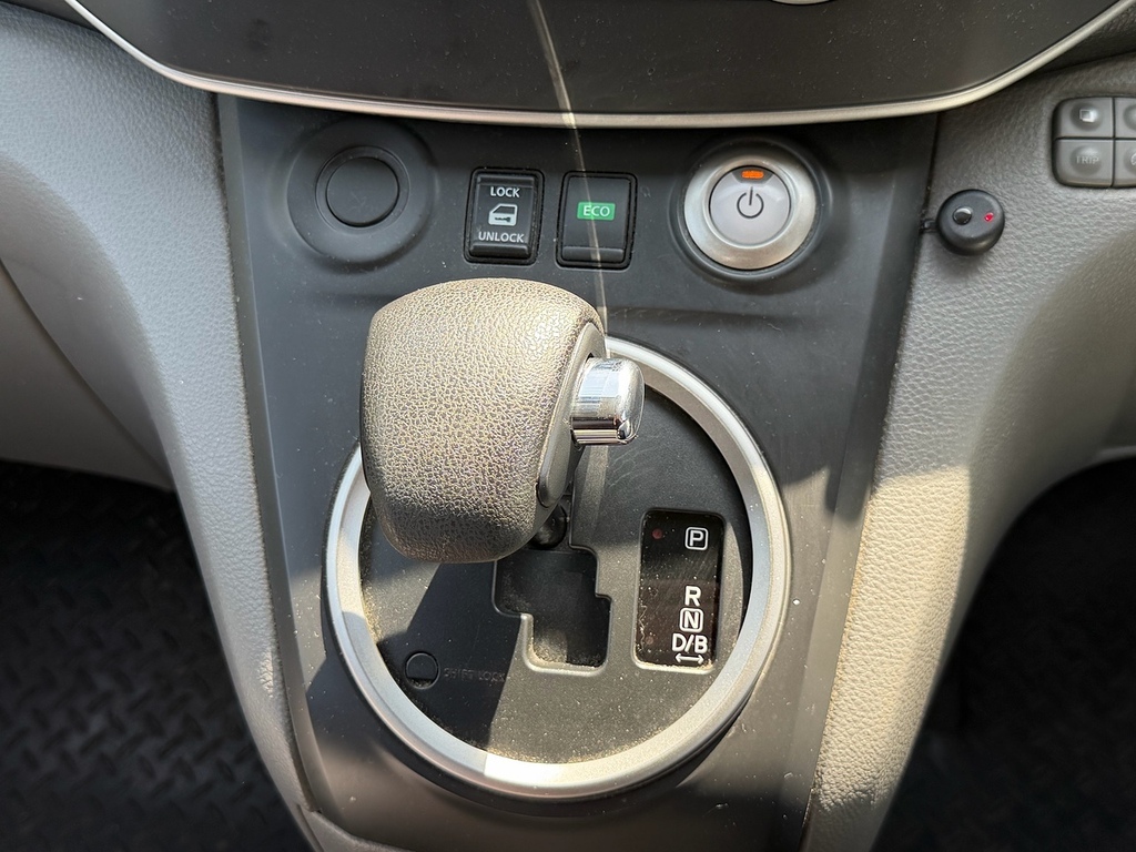Nissan e-NV200 Mpv White #26
