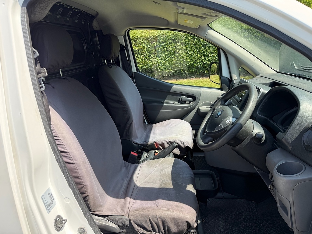 Nissan e-NV200 Mpv White #19