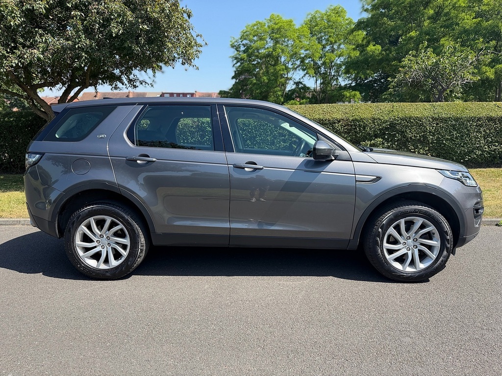Land Rover Discovery Sport Td4 Se Tech U3497 Ulez AE19OJY Grey #2