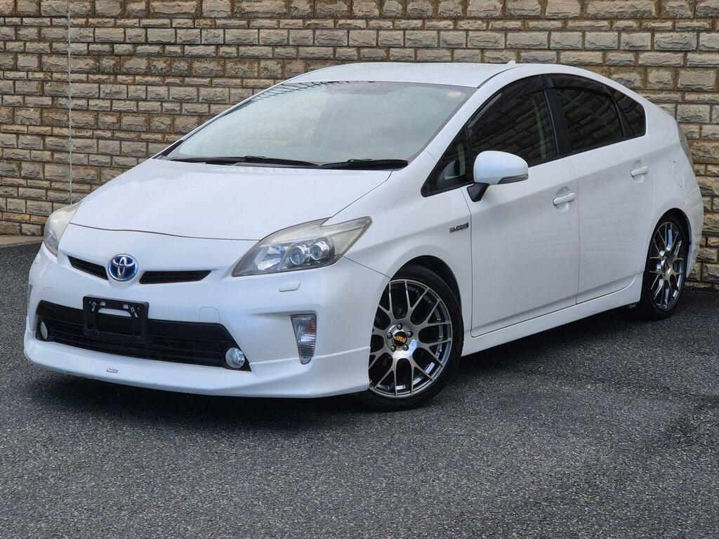 Toyota Prius 1.8 Vvt-h T Spirit Cvt Euro 5 Ss 201313 White #3