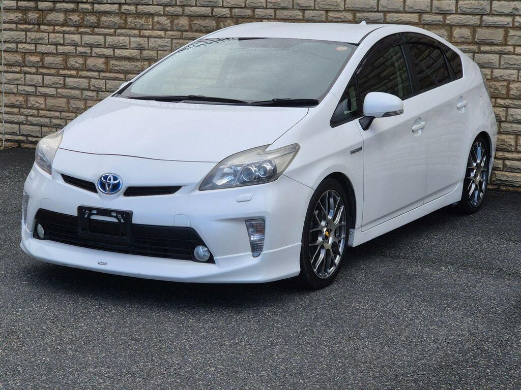 Toyota Prius 1.8 Vvt-h T Spirit Cvt Euro 5 Ss 201313 White #4