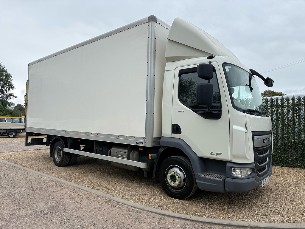 DAF All Models Box Van With Taillift 7.5 Ton 4 X 2 White